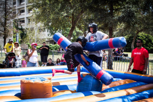 Jousting inflatable